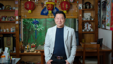 Dr. Milton Seigi Hayashi alerta sobre os riscos da influência digital e a distorção da autoimagem nas redes sociais.