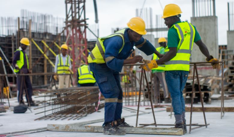 Construção civil acelera busca por tecnologia em 2026: o que a Construsul revela sobre o futuro das obras